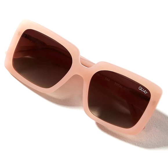 QUAY Total Vibe Sunglasses Polarized Pink Frame Brown Lens NWT - Picture 1 of 11